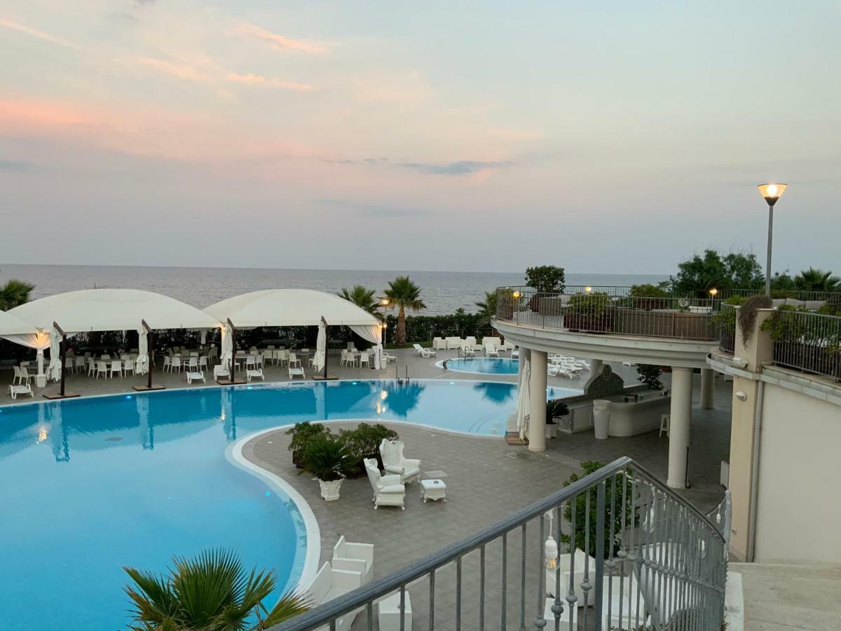 Grand Hotel Balestrieri Torre Melissa Ngoại thất bức ảnh