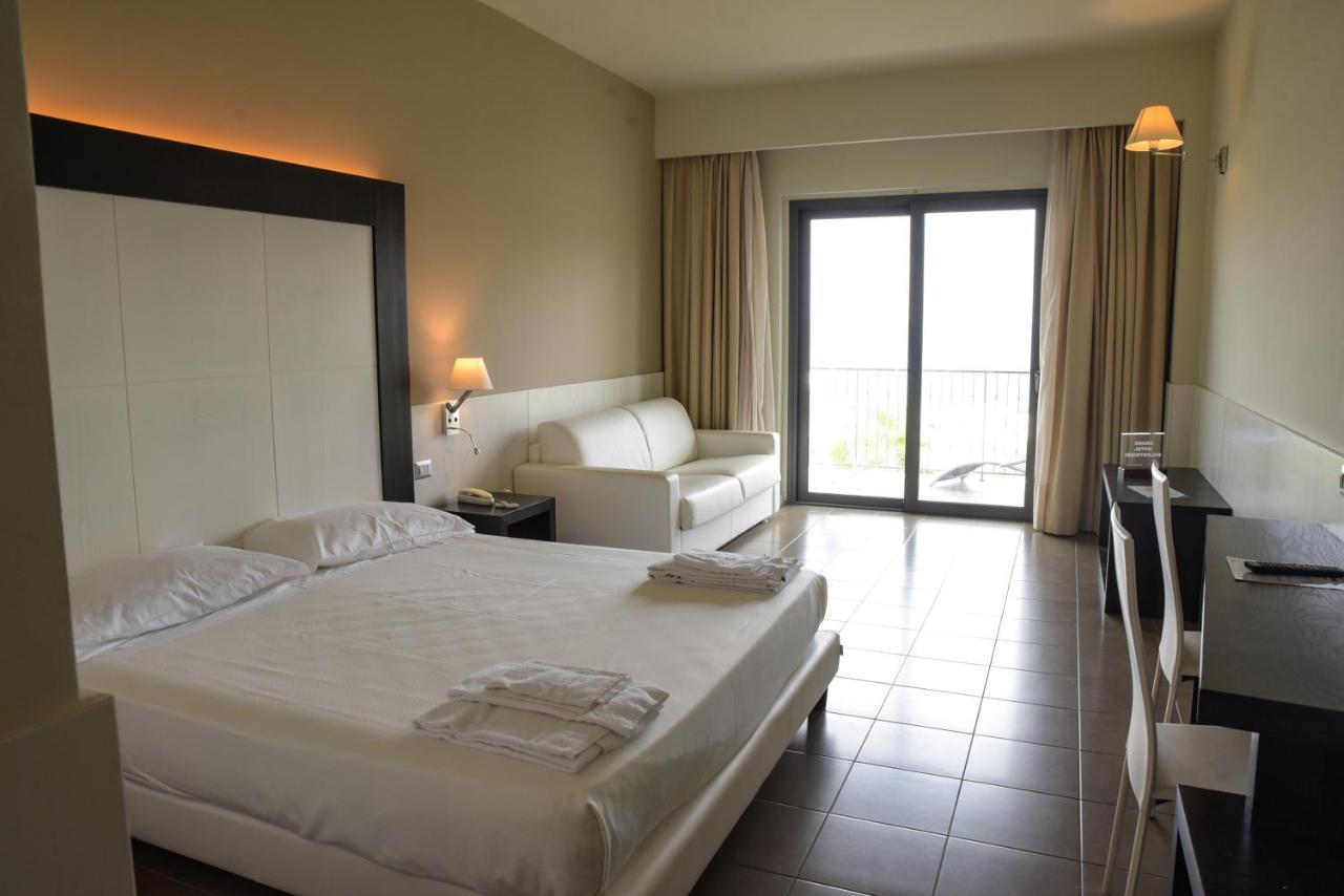 Grand Hotel Balestrieri Torre Melissa Ngoại thất bức ảnh